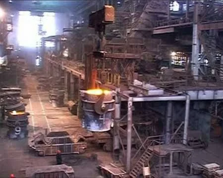 Historical PFK ferronickel tapping and molten-metal handling